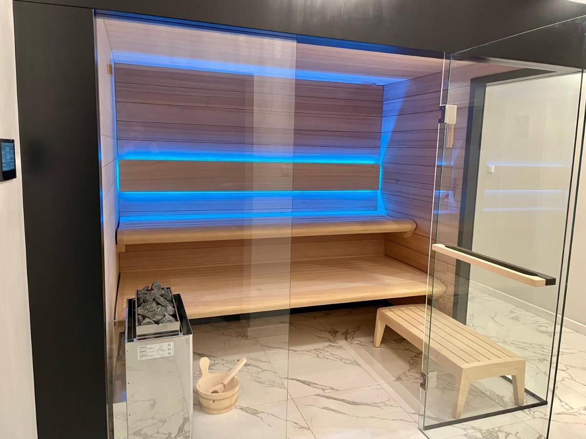 尼彻兹 New Corner酒店 外观 照片