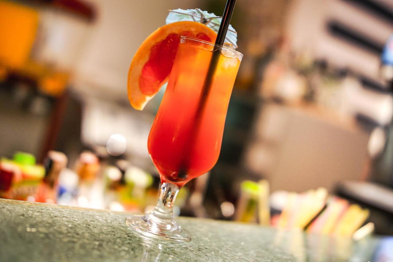 尼彻兹 New Corner酒店 外观 照片