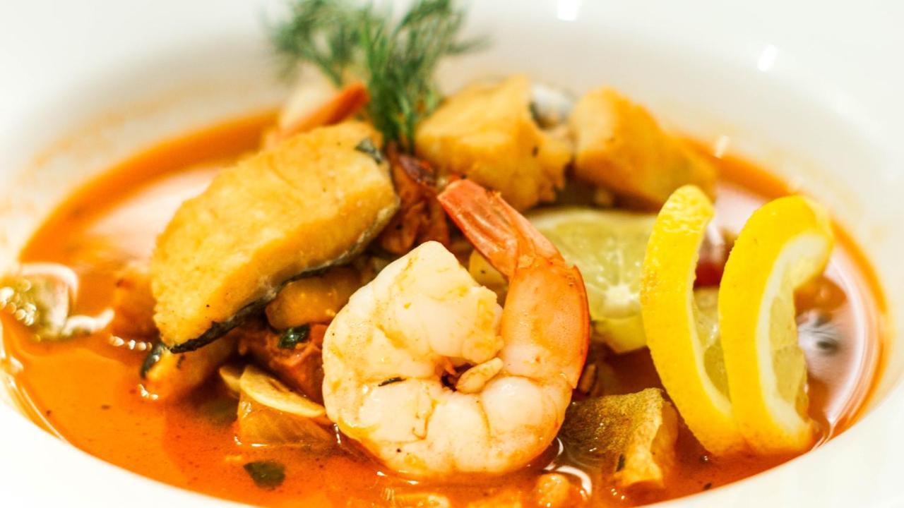 尼彻兹 New Corner酒店 外观 照片